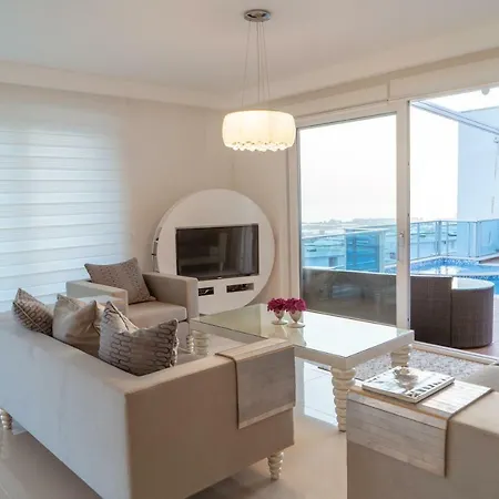 Villa Granada-residence-luxury-complex-villas-in-alanya